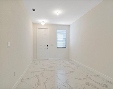 13056 Anthorne Lane - Photo Thumbnail 9