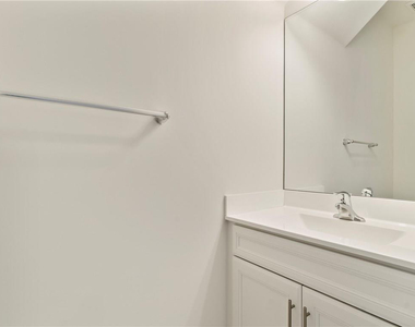 13056 Anthorne Lane - Photo Thumbnail 18