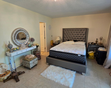 12 Prescott - Photo Thumbnail 8