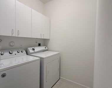 6560 Villa Sonrisa Drive - Photo Thumbnail 4