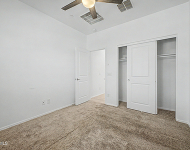 21254 W Hubbell Street - Photo Thumbnail 21