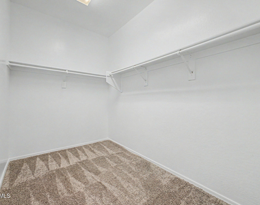21254 W Hubbell Street - Photo Thumbnail 17