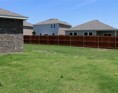 4749 Swan Neck Drive - Photo Thumbnail 8