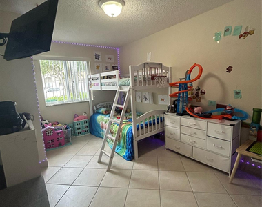 11296 Sw 17th Court - Photo Thumbnail 22