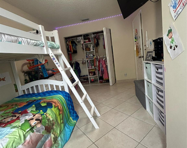 11296 Sw 17th Court - Photo Thumbnail 21