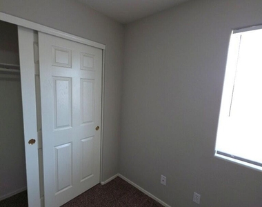 15128 W Grant Street - Photo Thumbnail 26