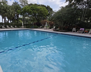 3150 N Course Lane - Photo Thumbnail 17