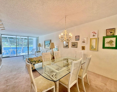 3150 N Course Lane - Photo Thumbnail 7