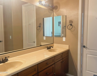 32604 N 24th Drive - Photo Thumbnail 26