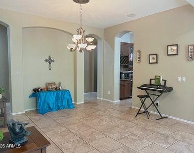32604 N 24th Drive - Photo Thumbnail 11