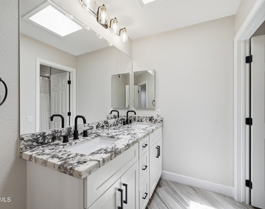 17229 N Zuni Trail - Photo Thumbnail 21