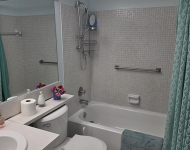 15 Markham - Photo Thumbnail 10
