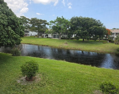 15 Markham - Photo Thumbnail 17