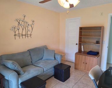 15 Markham - Photo Thumbnail 14