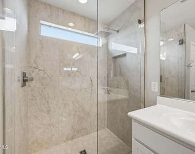 12270 W Desert Sun Lane - Photo Thumbnail 20