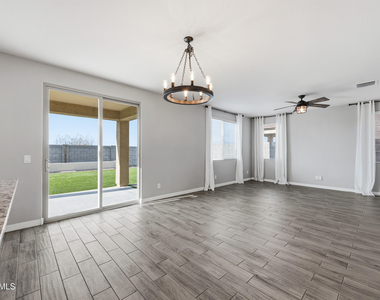 12270 W Desert Sun Lane - Photo Thumbnail 5