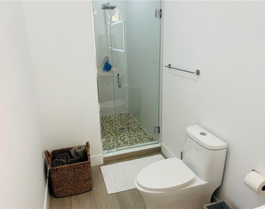 310 Sw 9th Street - Photo Thumbnail 17