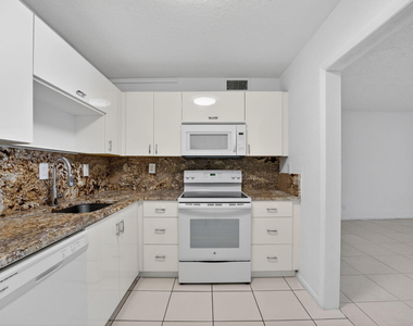 760 Se 2nd Avenue - Photo Thumbnail 11