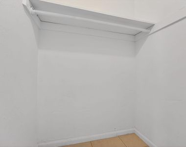 760 Se 2nd Avenue - Photo Thumbnail 19