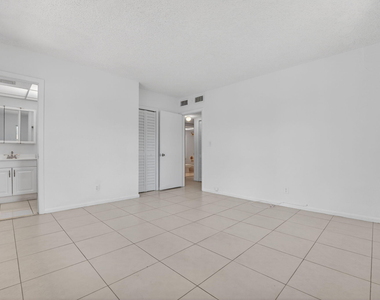 760 Se 2nd Avenue - Photo Thumbnail 16