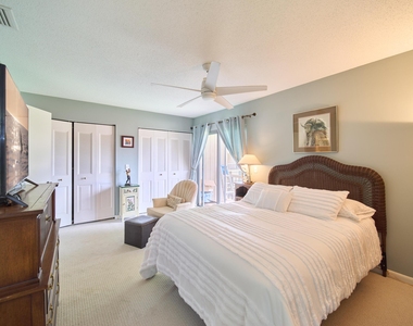 18369 Se Wood Haven Lane - Photo Thumbnail 16