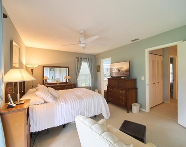 18369 Se Wood Haven Lane - Photo Thumbnail 15