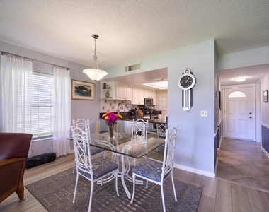 18369 Se Wood Haven Lane - Photo Thumbnail 7