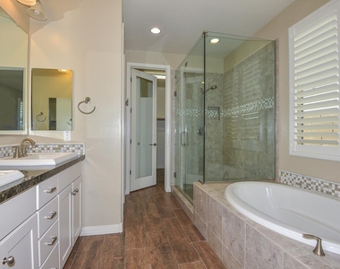 21922 N 100th Avenue - Photo Thumbnail 35