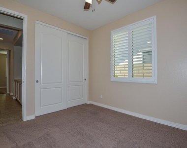21922 N 100th Avenue - Photo Thumbnail 30