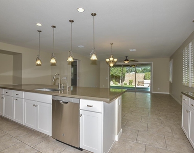 21922 N 100th Avenue - Photo Thumbnail 19