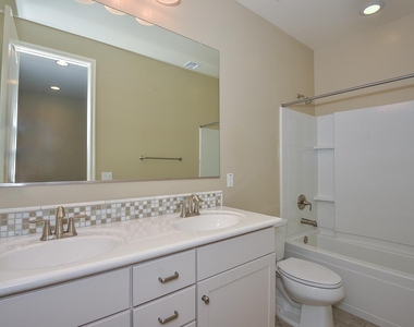 21922 N 100th Avenue - Photo Thumbnail 28