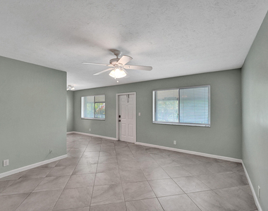 1250 Miami Road - Photo Thumbnail 8