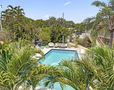 1250 Miami Road - Photo Thumbnail 3
