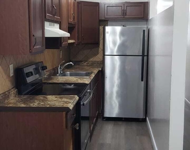 1796 Nw 52nd Avenue - Photo Thumbnail 6