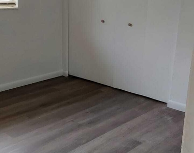 1796 Nw 52nd Avenue - Photo Thumbnail 4