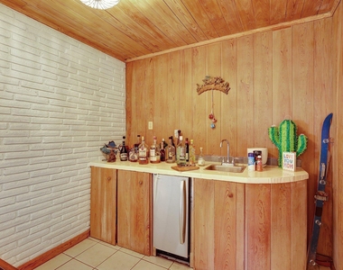 7501 S Indian River Drive - Photo Thumbnail 10