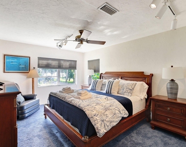 7501 S Indian River Drive - Photo Thumbnail 23