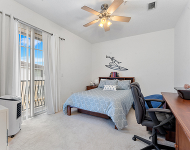 638 Nw 38th Circle - Photo Thumbnail 7
