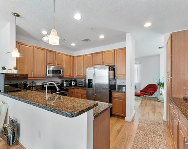 638 Nw 38th Circle - Photo Thumbnail 23