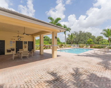 638 Nw 38th Circle - Photo Thumbnail 42
