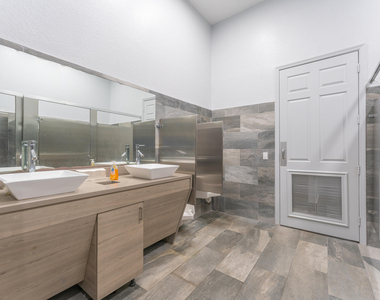 638 Nw 38th Circle - Photo Thumbnail 39
