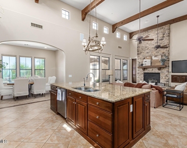 5619 E Libby Street - Photo Thumbnail 13