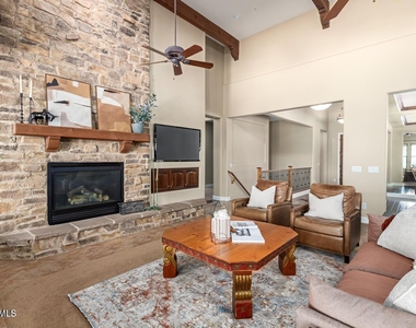 5619 E Libby Street - Photo Thumbnail 16