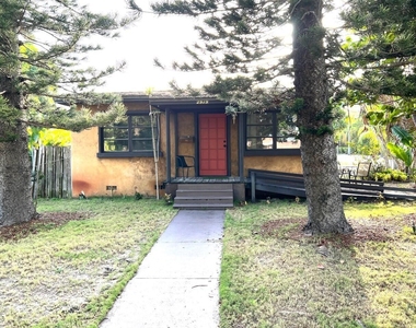 2919 Poinsettia Avenue - Photo Thumbnail 8
