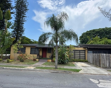 2919 Poinsettia Avenue - Photo Thumbnail 17