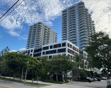 2919 Poinsettia Avenue - Photo Thumbnail 9