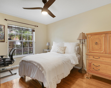 8063 Dolomtian Way - Photo Thumbnail 32