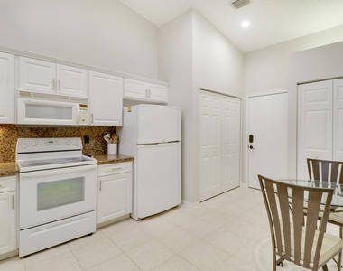 8063 Dolomtian Way - Photo Thumbnail 9