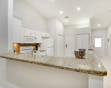 8063 Dolomtian Way - Photo Thumbnail 11