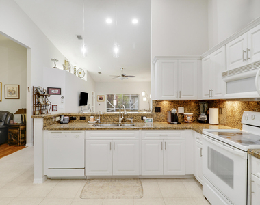 8063 Dolomtian Way - Photo Thumbnail 17